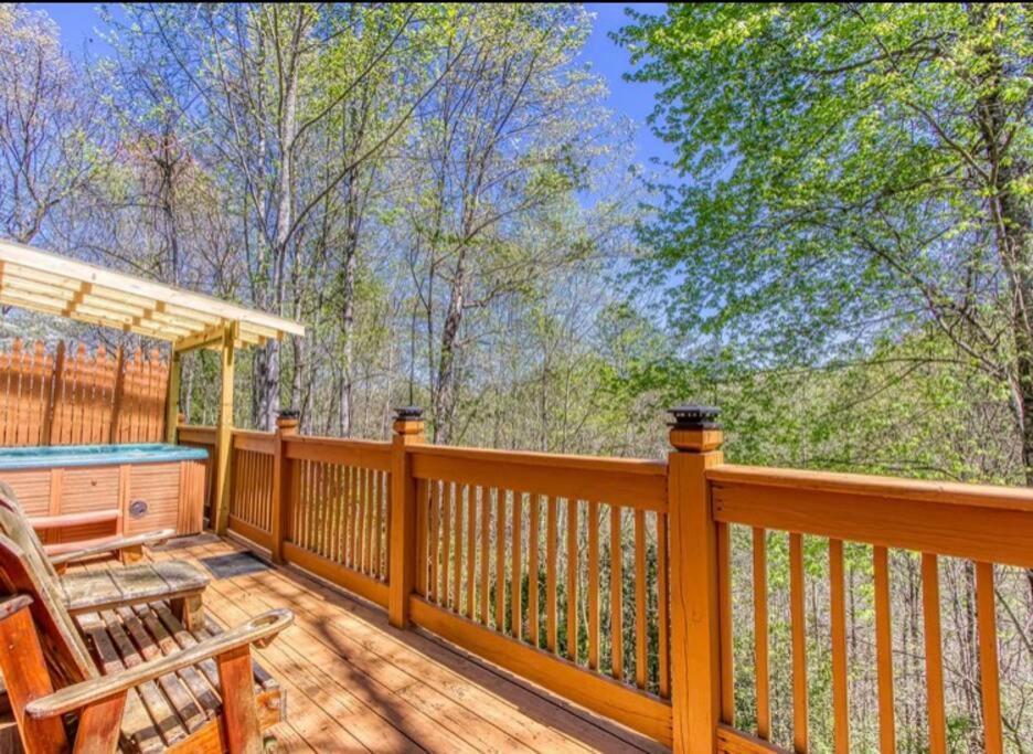 Lazy Bear Cabin Sevierville Exterior foto